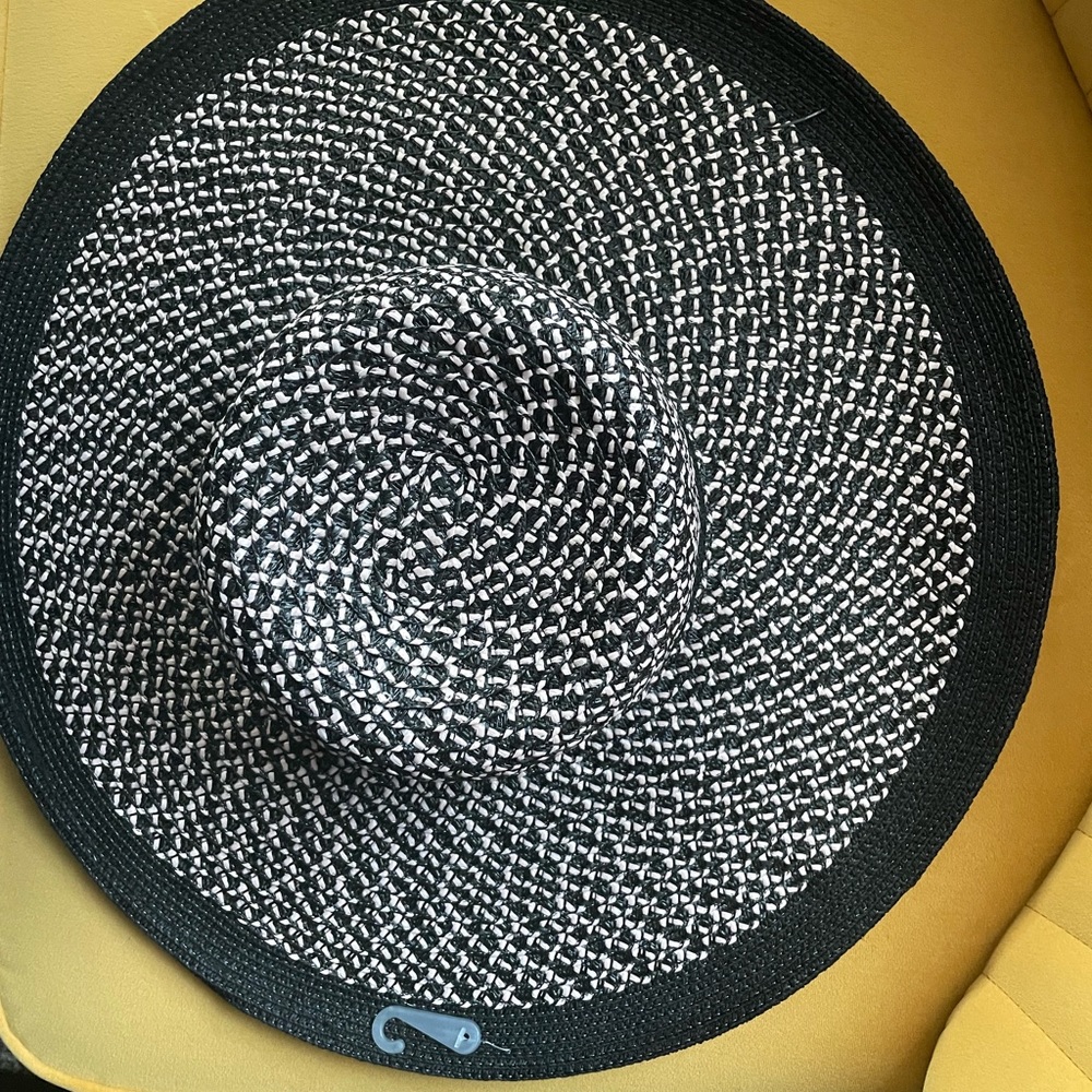 Women Wide Brim Hat